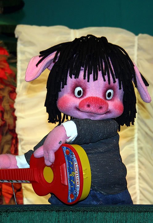 Театр Ляльок. "Казка про трьох поросят"